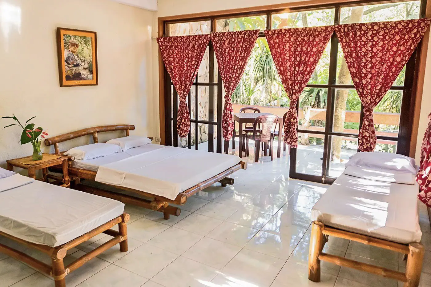 Forest Camp Resort Narra Family Cottage