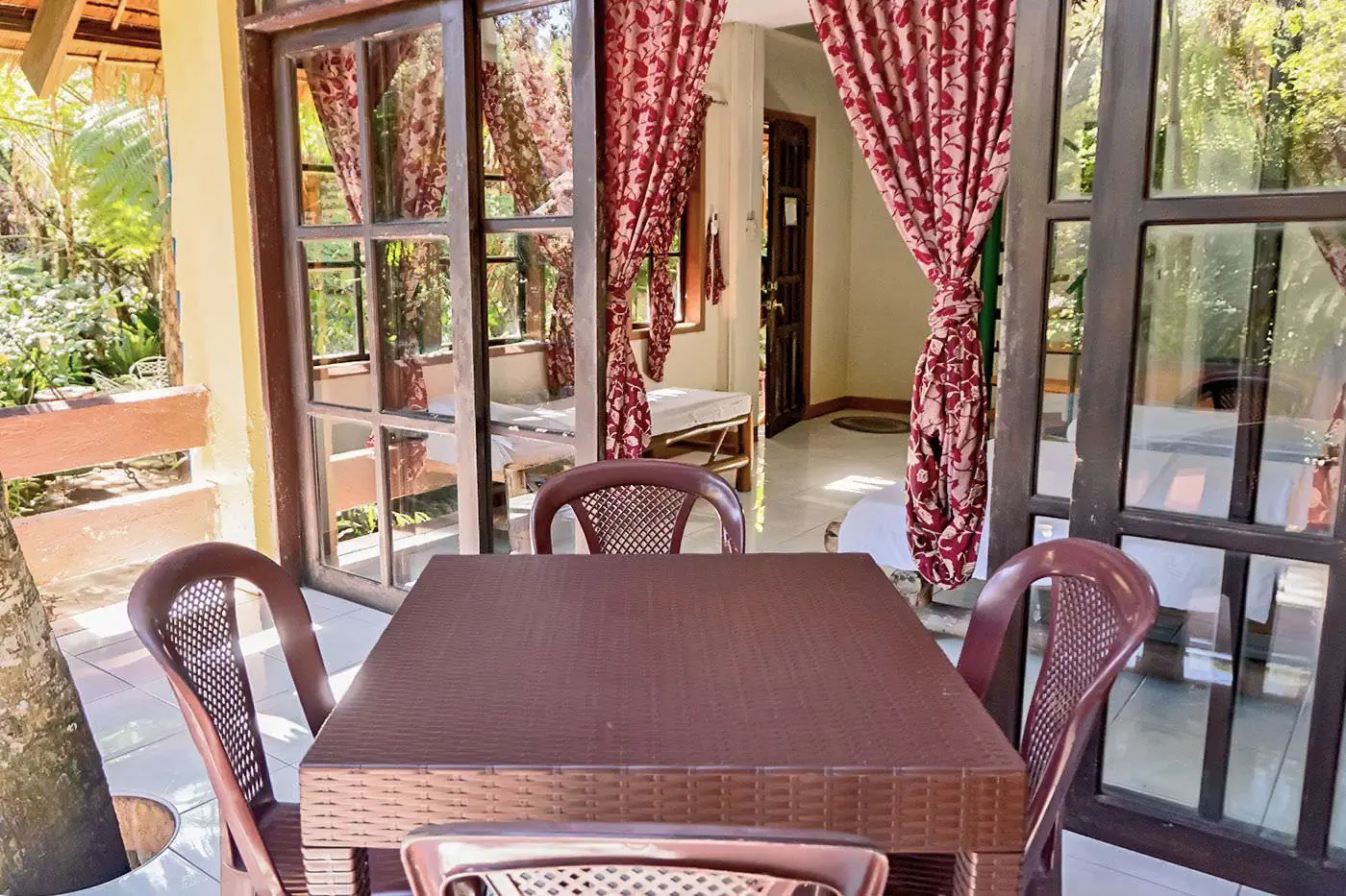 Forest Camp Resort Narra Family Cottage