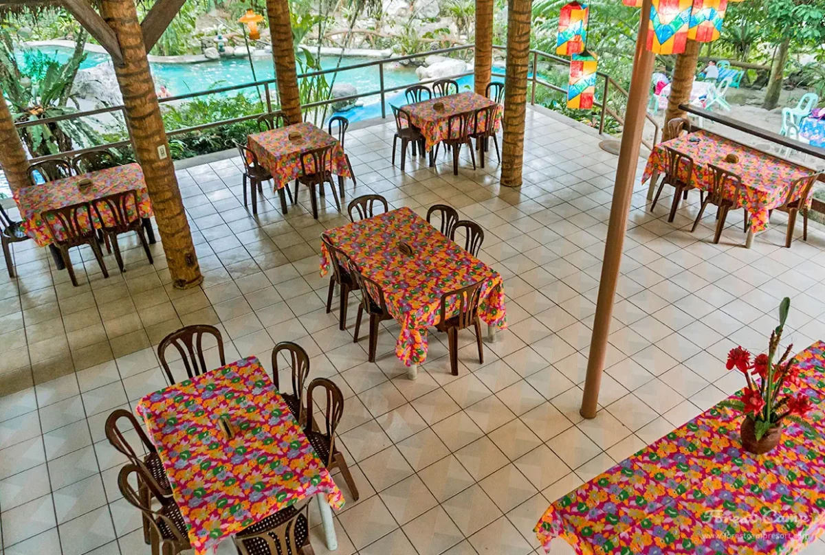 forest camp resort Kiosko